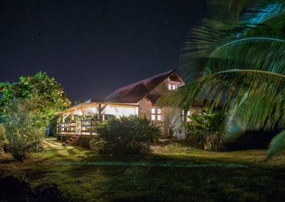 kazabat maison creole marie galante by night