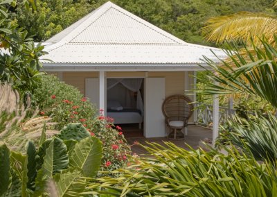 la vanille splendide villa creole piscine marie galante jardin