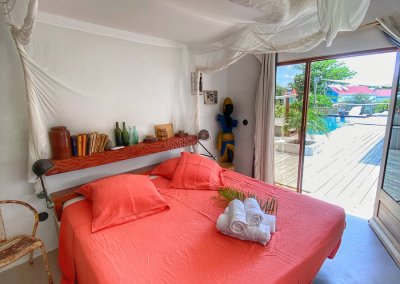 rose barth villa piscine marie galante kazamariegalante master bedroom