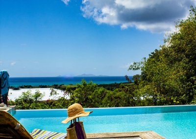 villa bleue marie galante villa piscine kazamariegalante vue mer bain de soleil